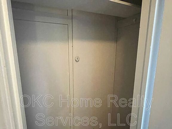 4th image of 3603 Willow Springs Dr