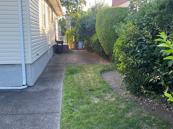 3rd image of 14-21 137th Street