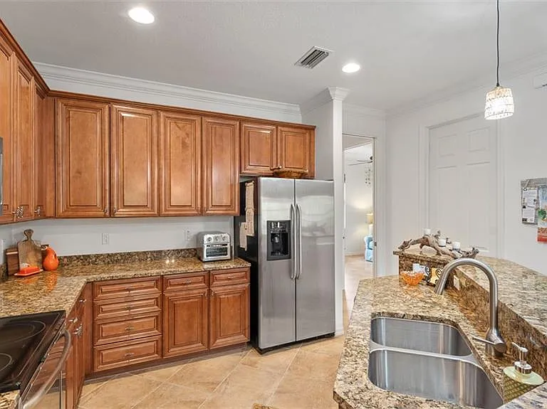 8965 Malibu Ln #802 — Photo 9