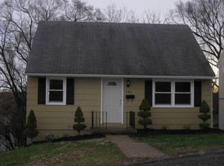 136 N Baker Ave, Lancaster, OH 43130