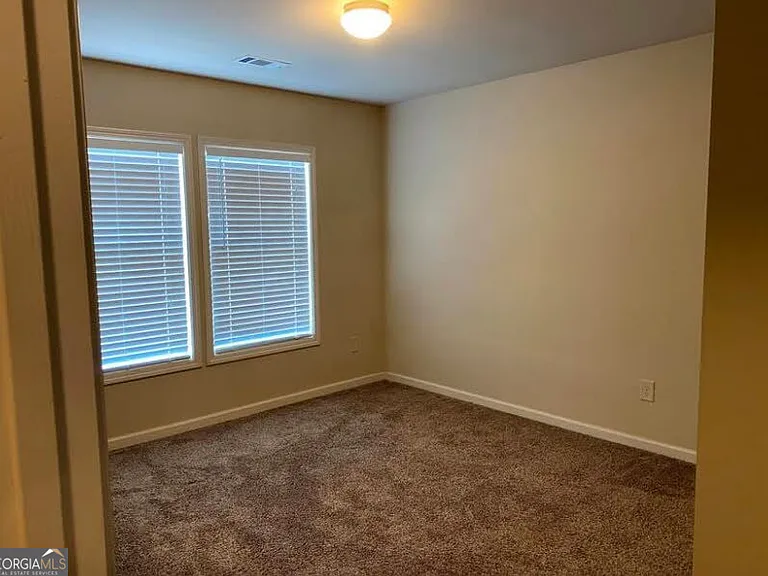 1331 Kingston Trl — Photo 36
