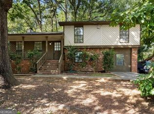 561 Country Lane Dr, Jonesboro, GA 30238