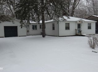 26535 Hickler Ln, Harrison Township, MI