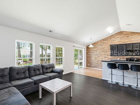 5th image of 9 Harbison Place