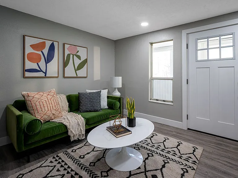 The Ashwell Apartments — Photo 11