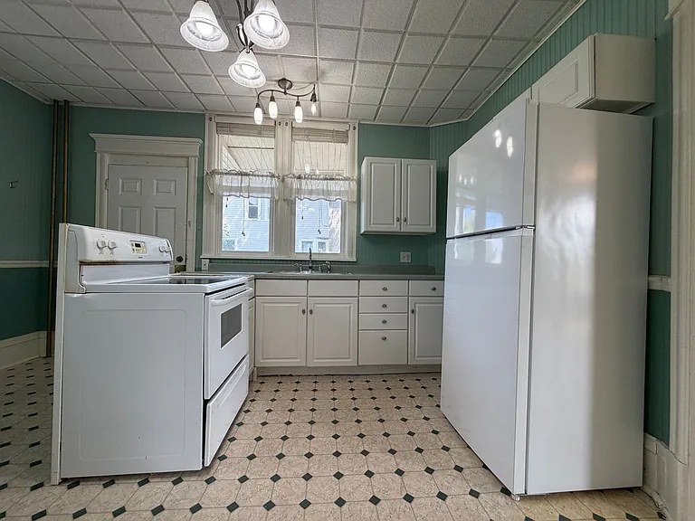 1128 Hammond Ave #1 — Photo 21