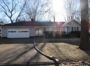 1012 Avant Dr, Saint Louis, MO