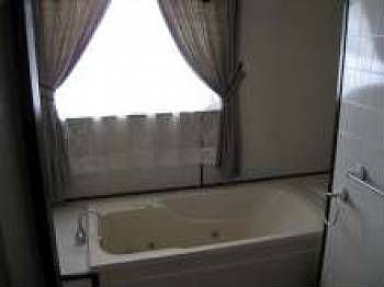 2nd image of 62 Poplar Way