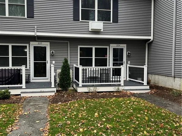 200 Post Rd APT 224, Warwick, RI 02888