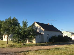 123 1st Ave SW, Dutton, MT 59433