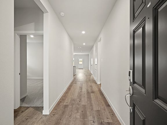 5th image of 2103 Spyglass Dr