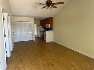 230 Lanier Dr #15, Statesboro, GA 30458