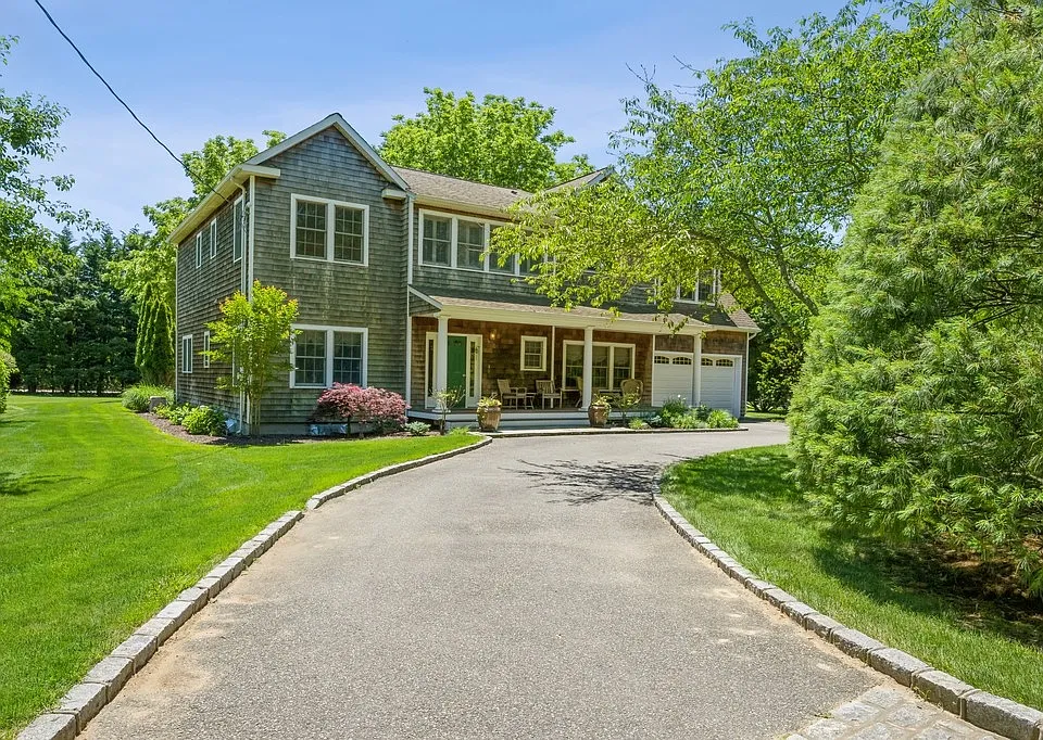 27 Lamb Ave