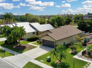 9106 Chatsworth Cascades, Boca Raton, FL 33434