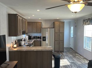 15 Taylor Ct, Augusta, ME 04330