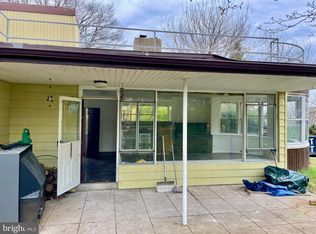 None Available, Jenkintown, PA 19046