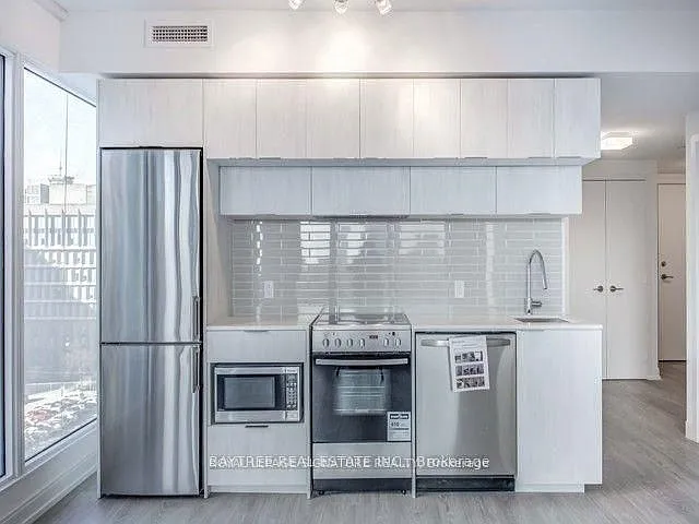 181 Dundas St E #2105 — Photo 5