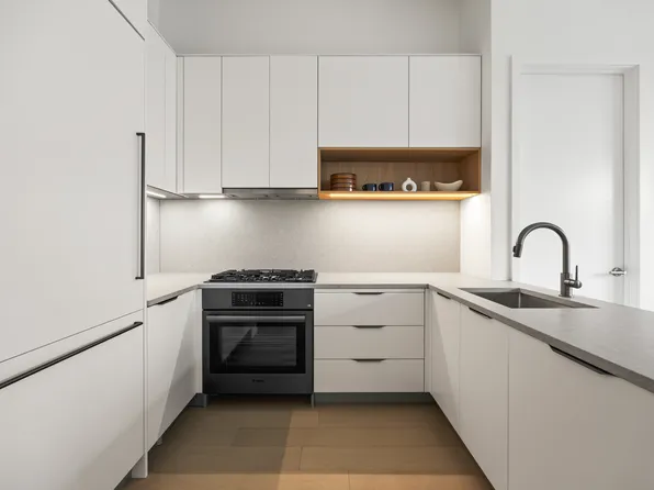 259 Halsey Street image 1 of 14