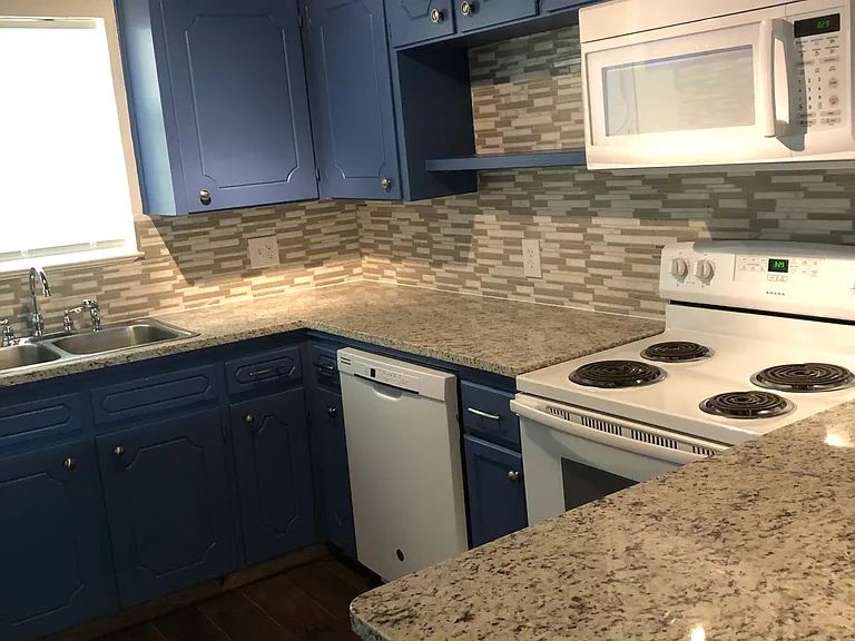 306A Ash St — Photo 20