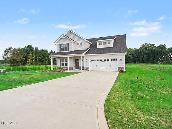 3rd image of 117 Margot Manor Drive