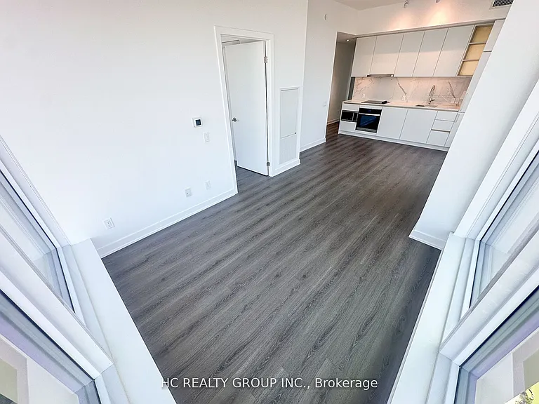 8 Wellesley St W #5903 — Photo 11