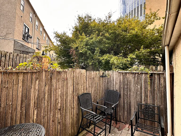 2700-14 South St #2710 — Photo 11