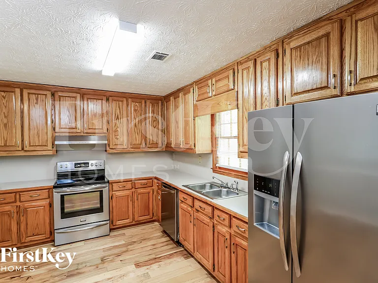 960 Old Spring Way — Photo 5