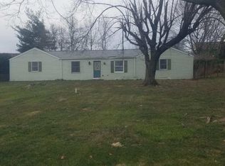 1310 Steinmetz Rd, Stevens, PA 17578