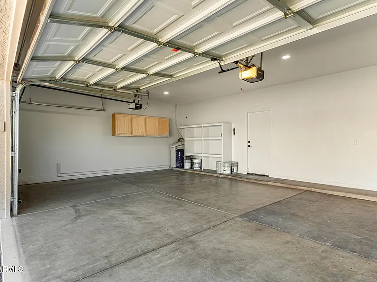 1625 E Montoya Ln — Photo 35