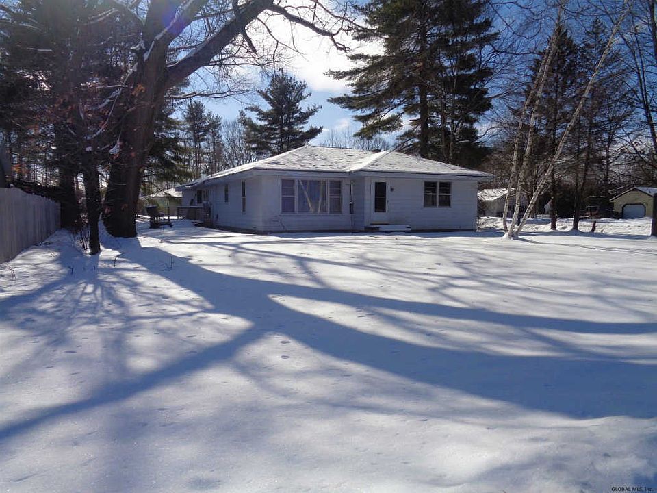 1st image of 535 Reita St