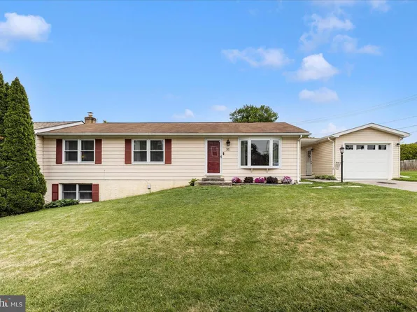 98 Summers Dr, Middletown, MD 21769