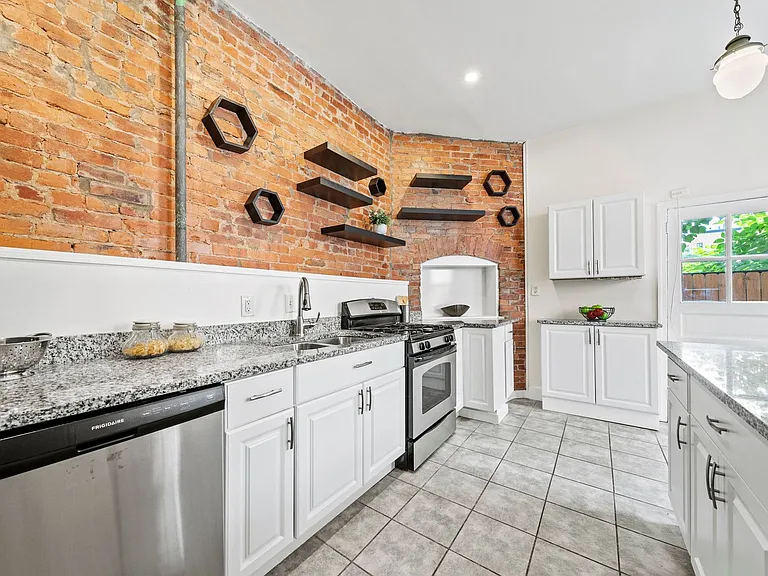 1306 Euclid St NW #2 — Photo 10
