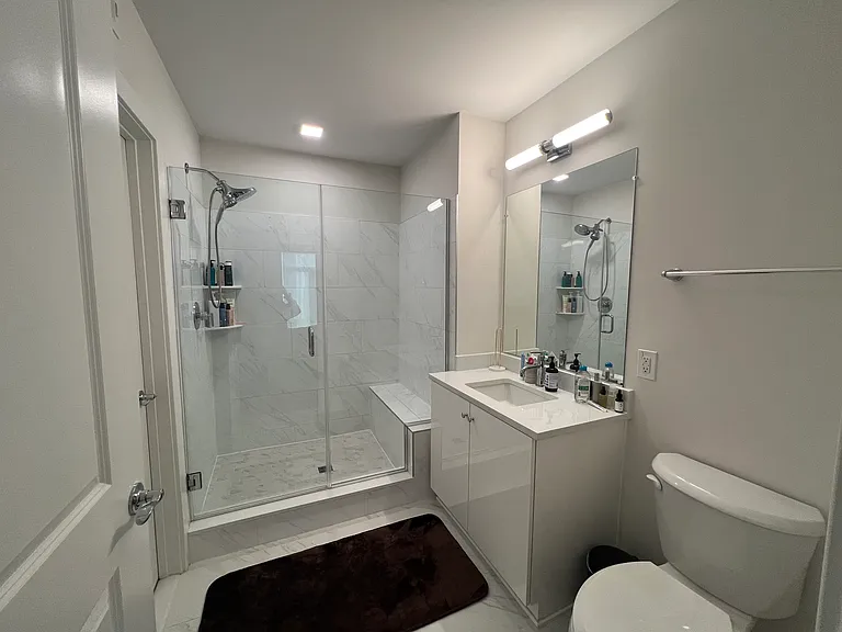 701 N Henry St #218 — Photo 9