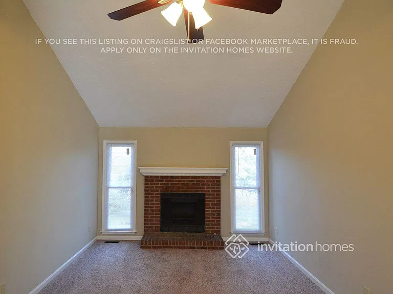 2653 Laurel View Dr — Photo 2