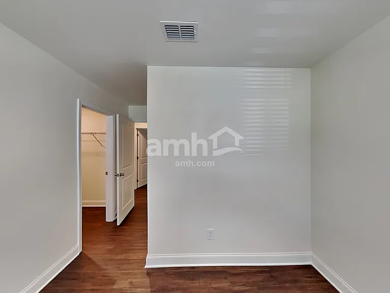 545 Summit View Ln — Photo 21