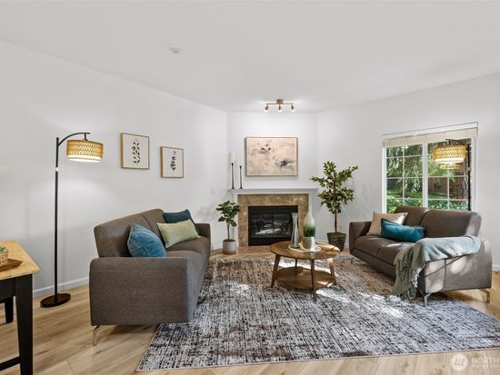 10909 Avondale Road NE #H132, Redmond, WA 98052