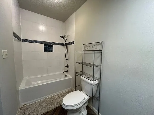 11711 Memorial Dr #673 — Photo 13