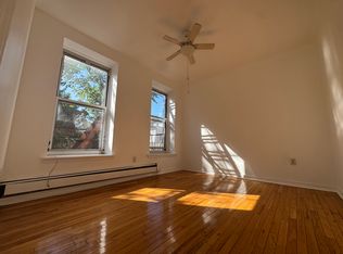 318 Ditmas Ave APT 4A, Brooklyn, NY 11218