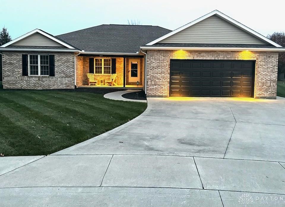 1st image of 103 Ashford Cir