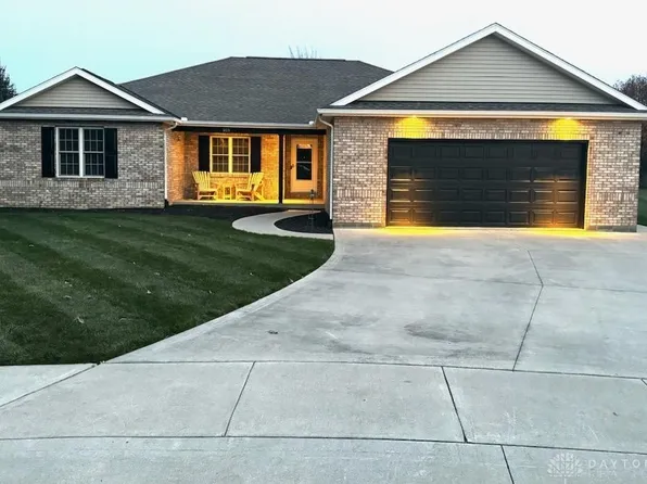 103 Ashford Cir, Greenville, OH 45331