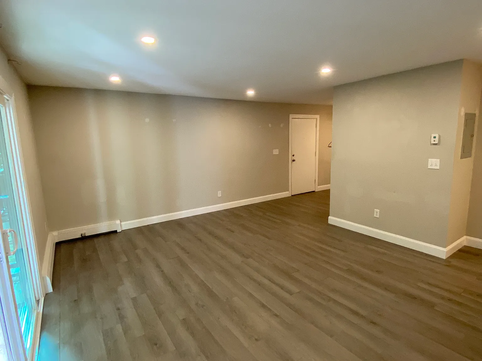 10 Chapel Hill Dr — Photo 2