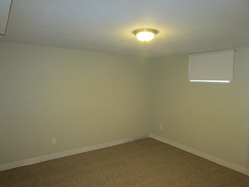 2nd image of 909 North St