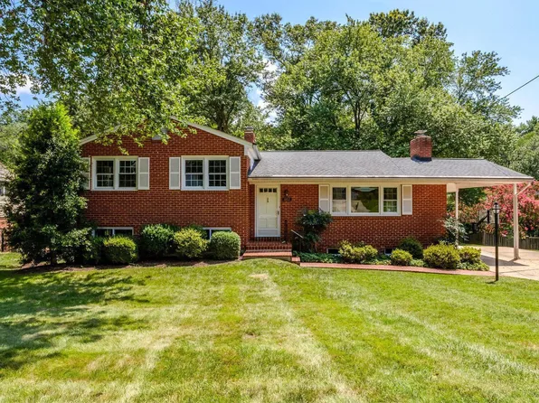 1807 Courtland Rd, Alexandria, VA 22306