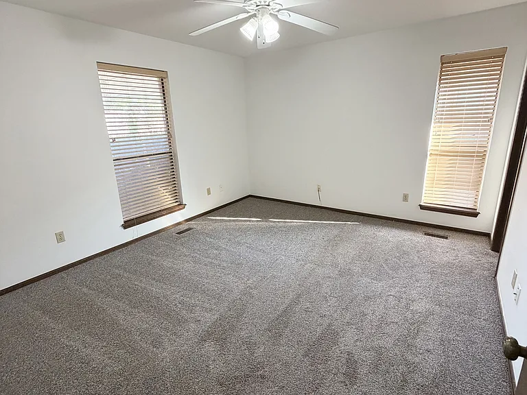 12329 Cedar Springs Ln — Photo 8