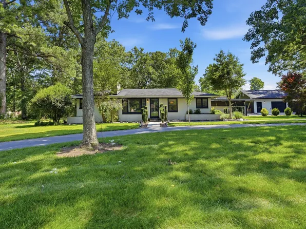1209 Wilson Ave, Tullahoma, TN 37388