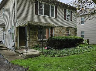 2448 E Market St, Akron, OH 44312