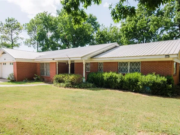 1102 N Taylor Ave, Wynnewood, OK 73098