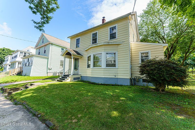2nd image of 25 Rutland Street