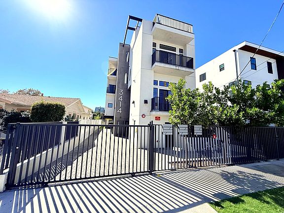 2nd image of 3414 London St #1