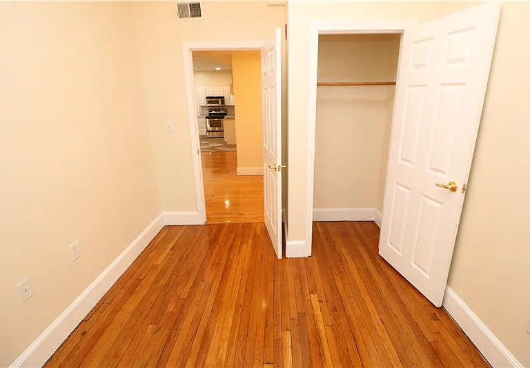 14 Estella St #1 — Photo 6